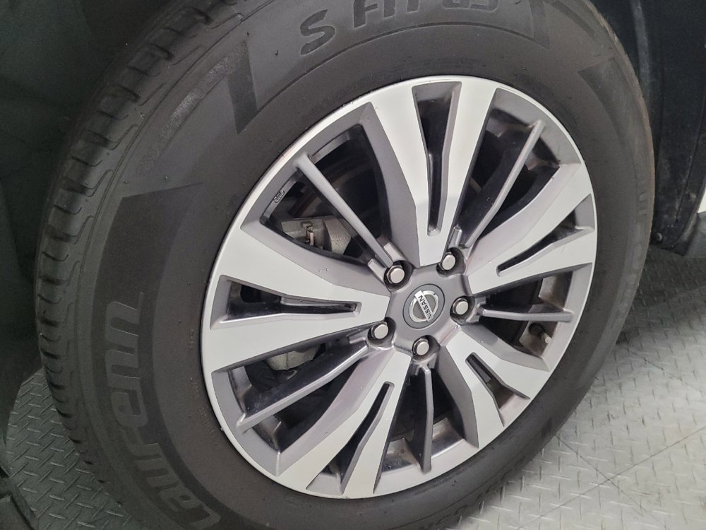 Used 2020 Nissan Pathfinder SV FWD image 31