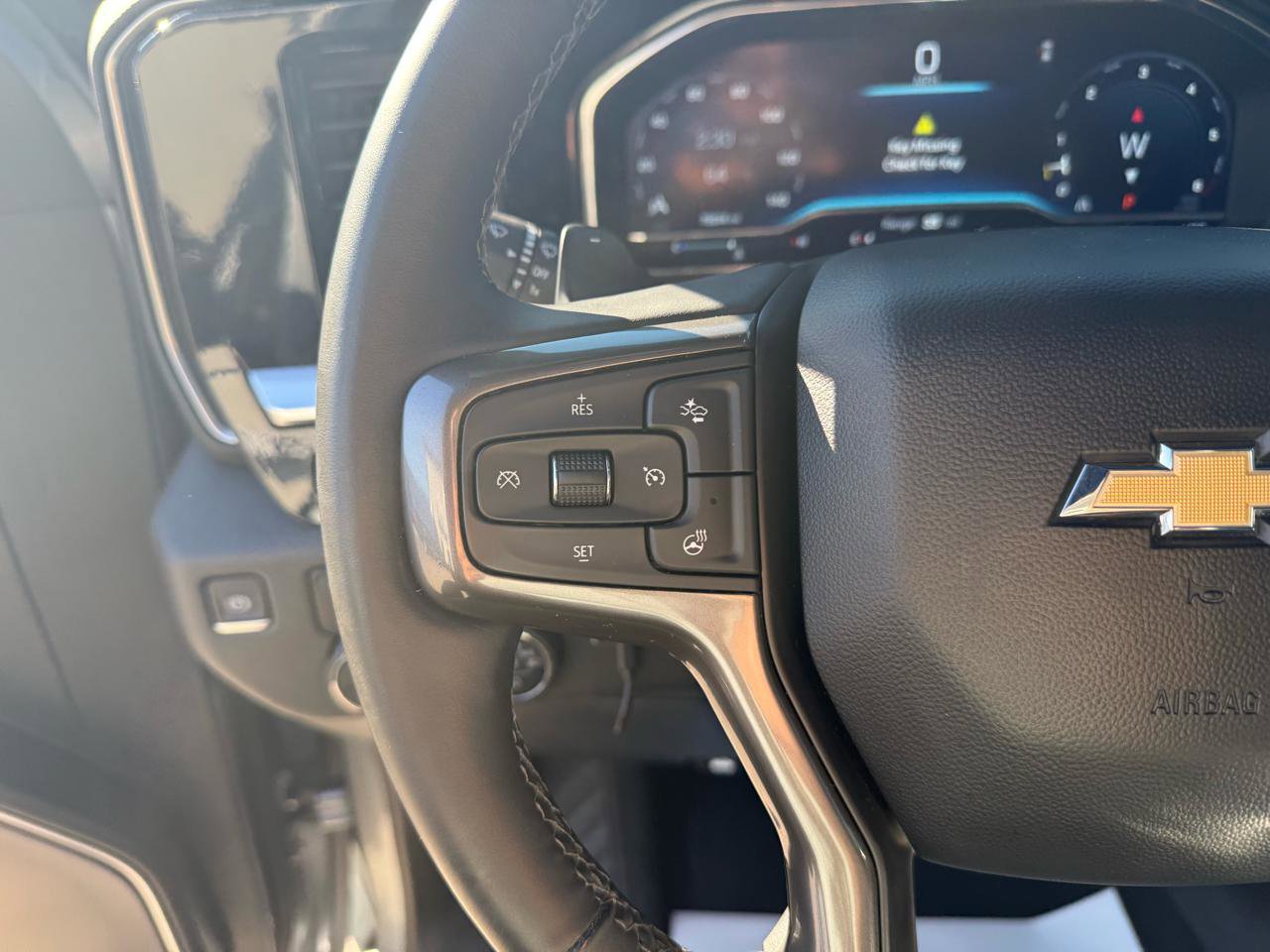 Used 2024 Chevrolet Silverado 1500 High Country w/ Technology Package image 18