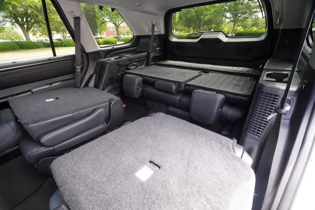 Used 2024 Toyota Sequoia Limited AWD/4WD image 29