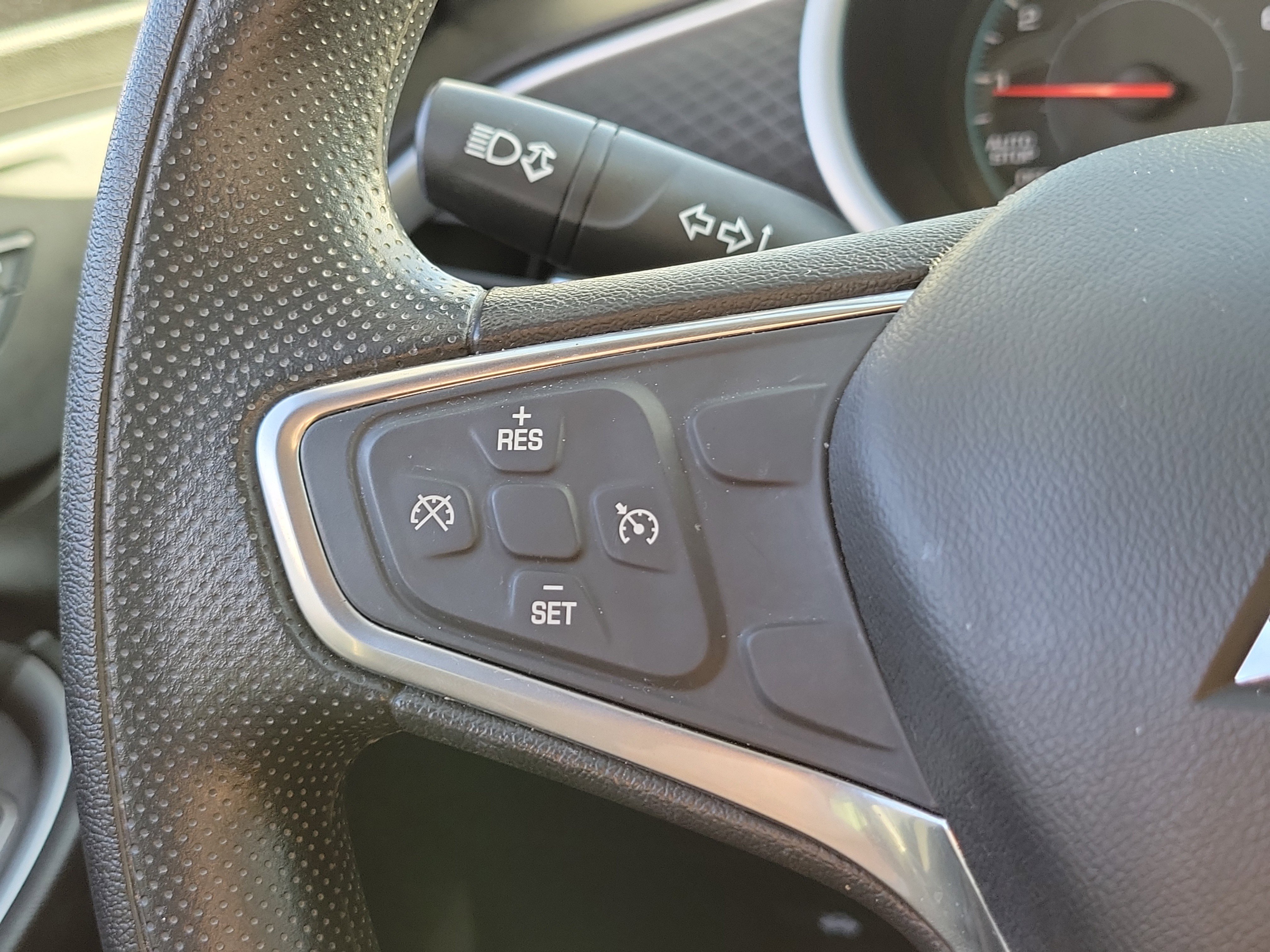 Used 2022 Chevrolet Malibu LS image 24