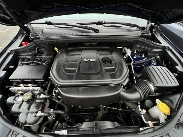 Used 2017 Jeep Grand Cherokee Limited image 30