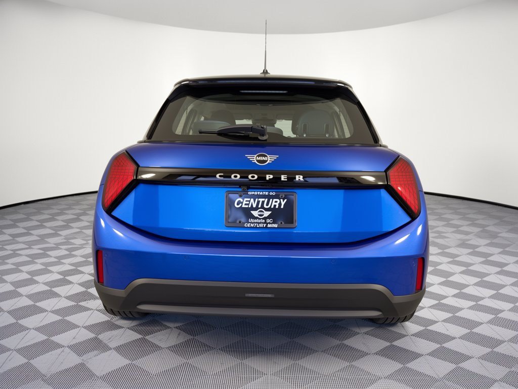 Certified 2025 MINI Cooper 4-Door Hardtop FWD image 11