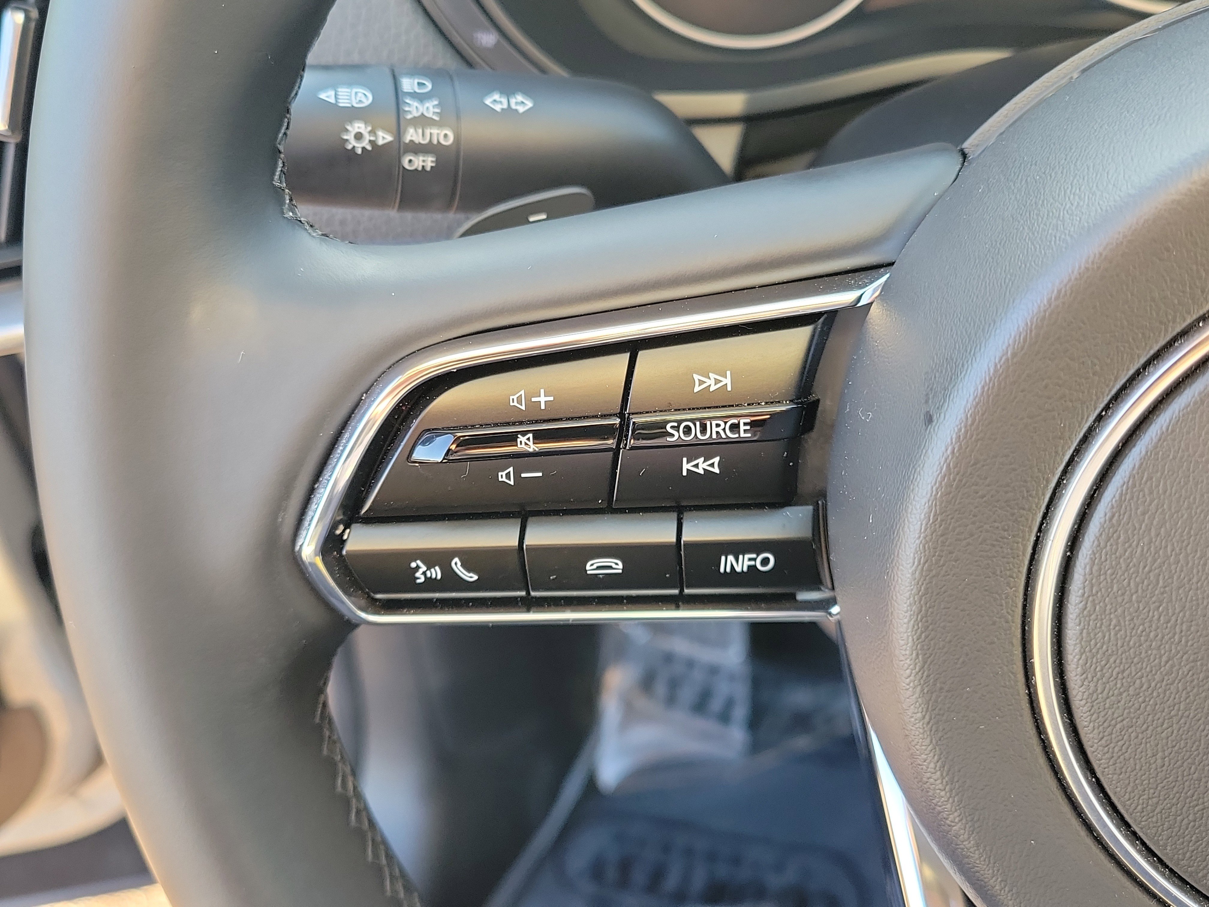 Used 2025 MAZDA CX-90 3.3 Turbo w/ Preferred Package image 31