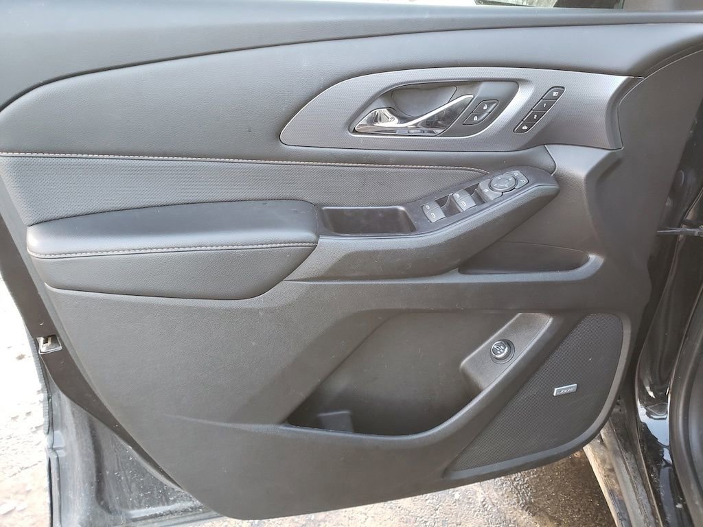 Used 2018 Chevrolet Traverse Premier w/ Redline Edition image 13