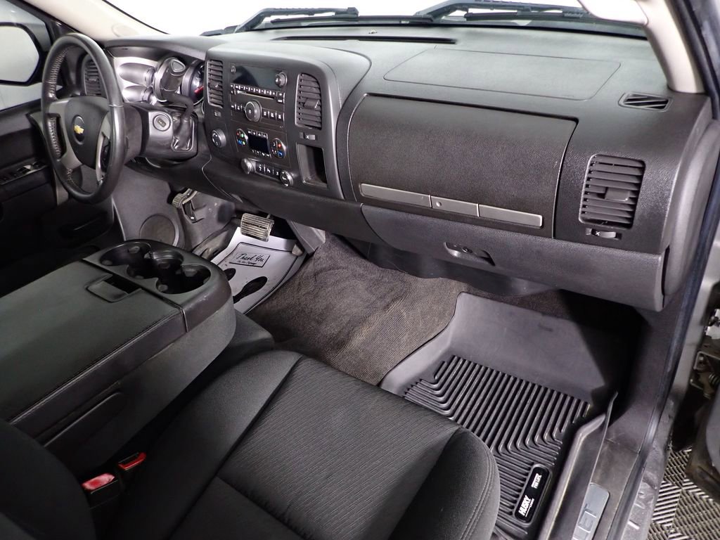 Used 2011 Chevrolet Silverado 1500 LT w/ All-Star Edition image 28