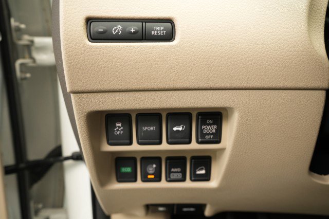 Used 2016 Nissan Rogue SL w/ SL Premium Package image 37