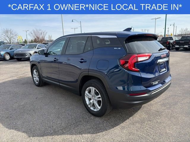 Used 2023 GMC Terrain SLE FWD image 9