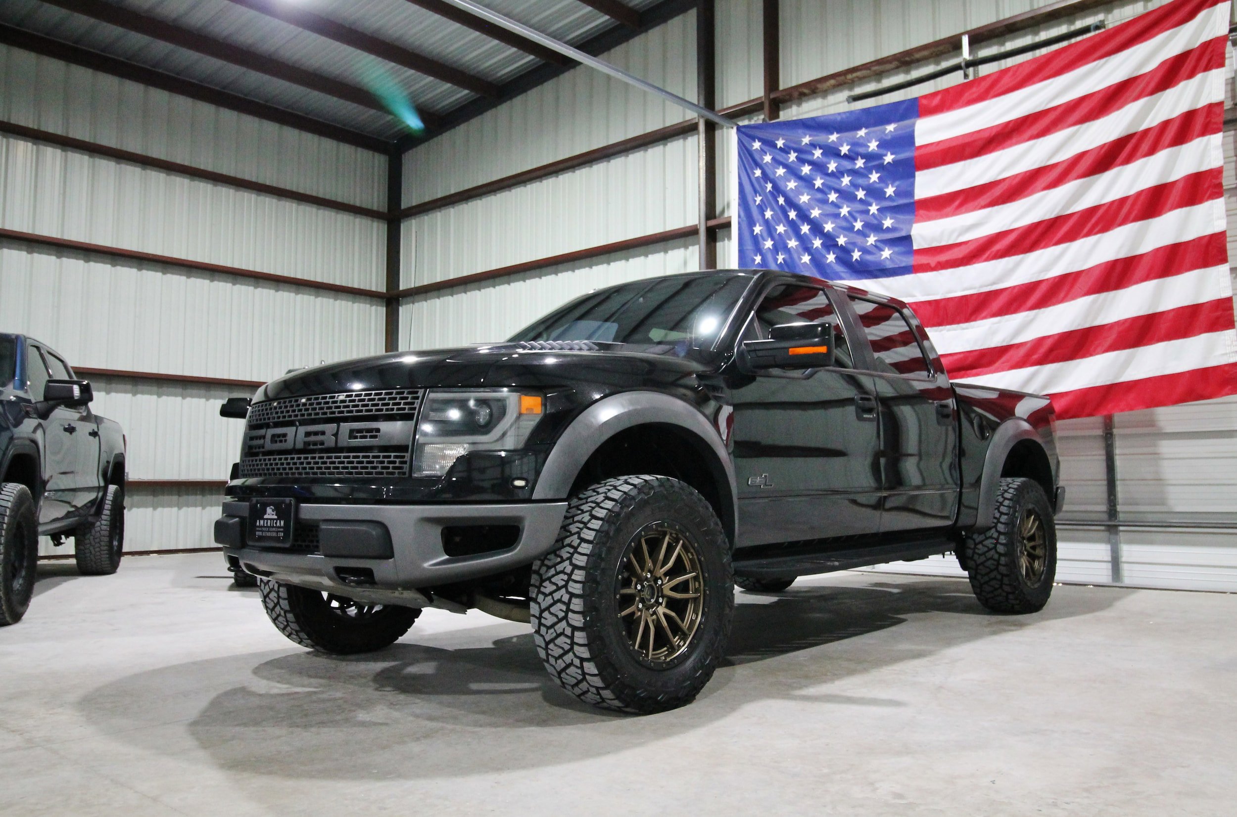 Used 2014 Ford F150 Raptor w/ Equipment Group 801A Luxury AWD/4WD image 3