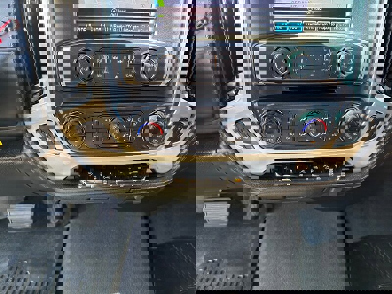 Used 2019 GMC Sierra 2500 SLT w/ Duramax Plus Package image 20