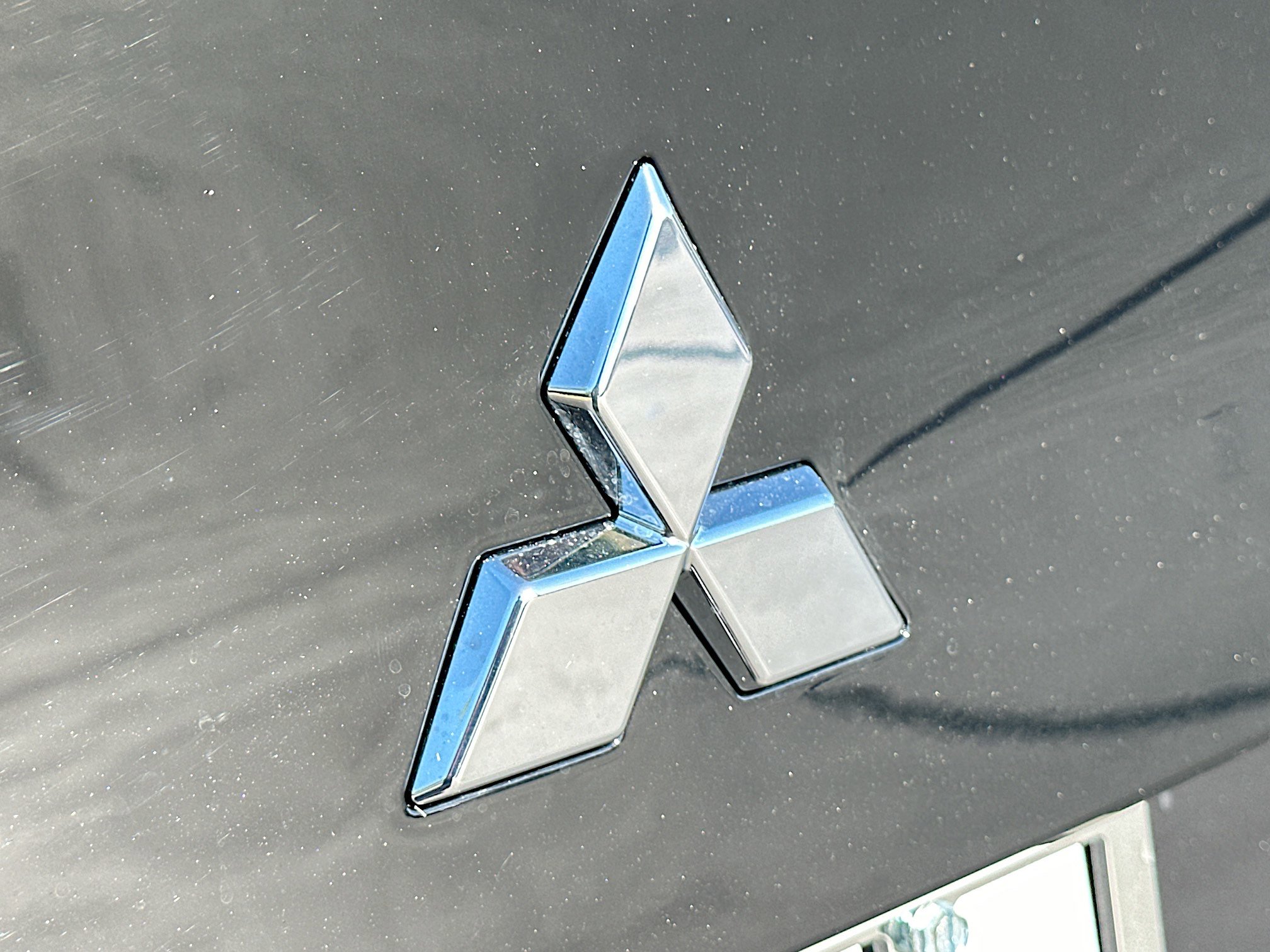 New 2025 Mitsubishi Outlander ES image 18