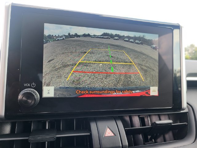 Used 2025 Toyota RAV4 XLE AWD/4WD image 16