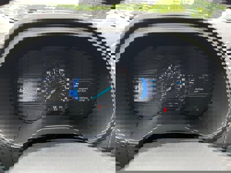 Used 2024 Ford Edge SEL image 18