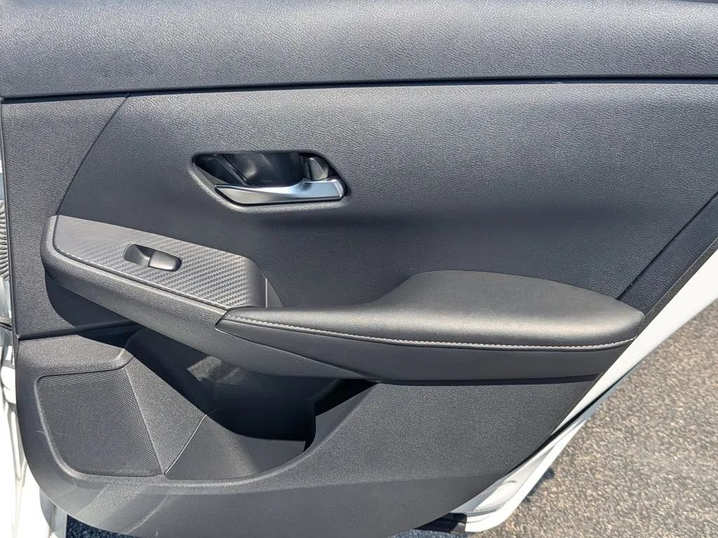 Certified 2023 Nissan Sentra S FWD image 15