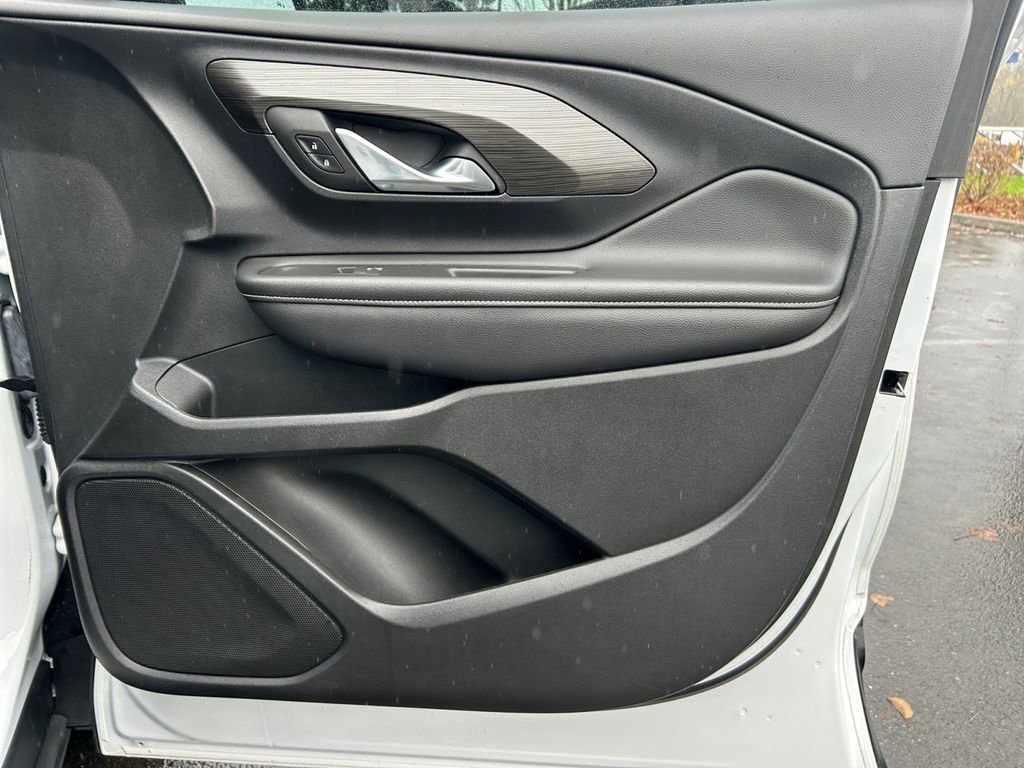 Used 2022 GMC Terrain SLE w/ Driver Convenience Package image 25