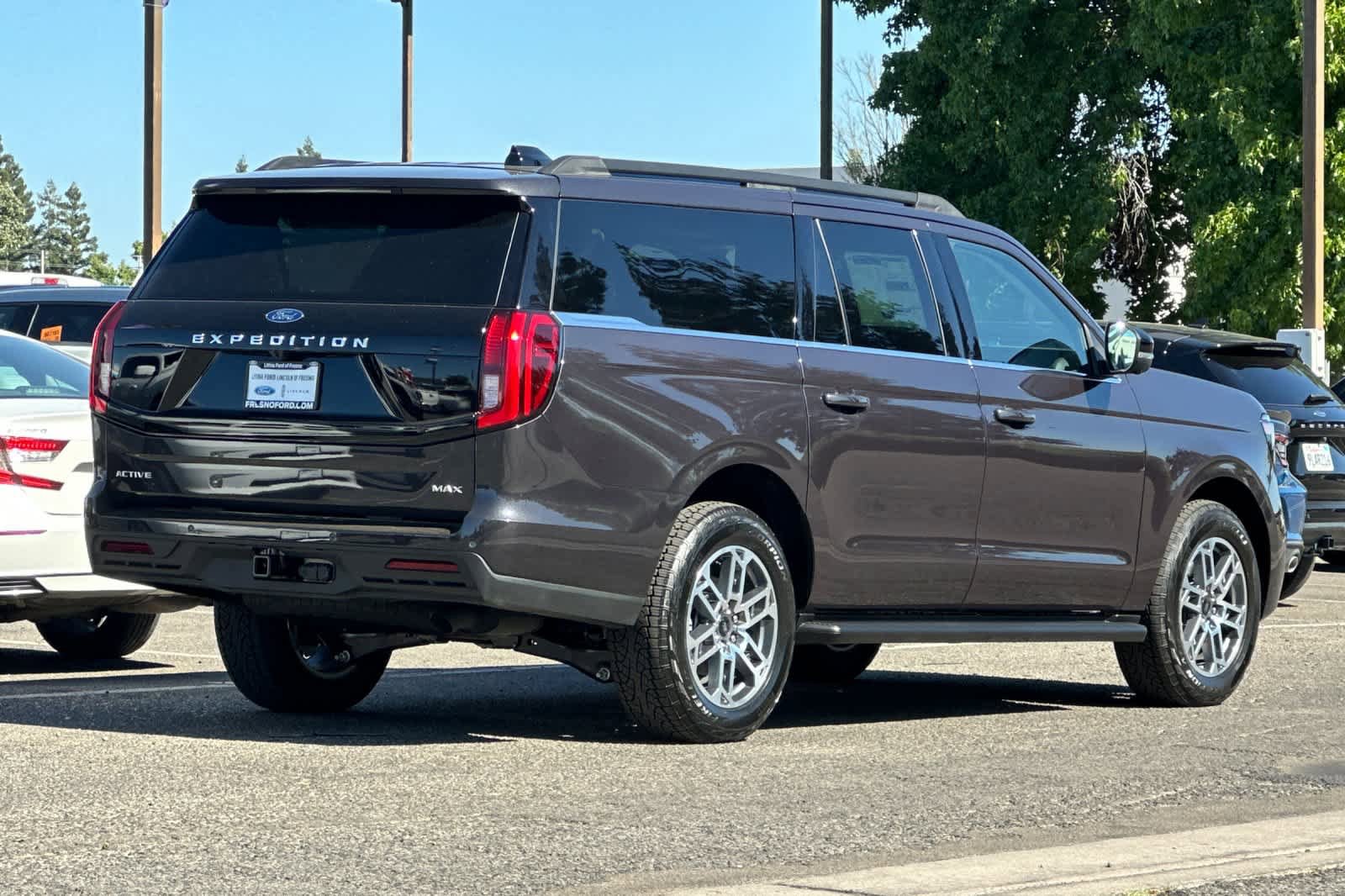 New 2026 Ford Expedition Max Active AWD/4WD image 2