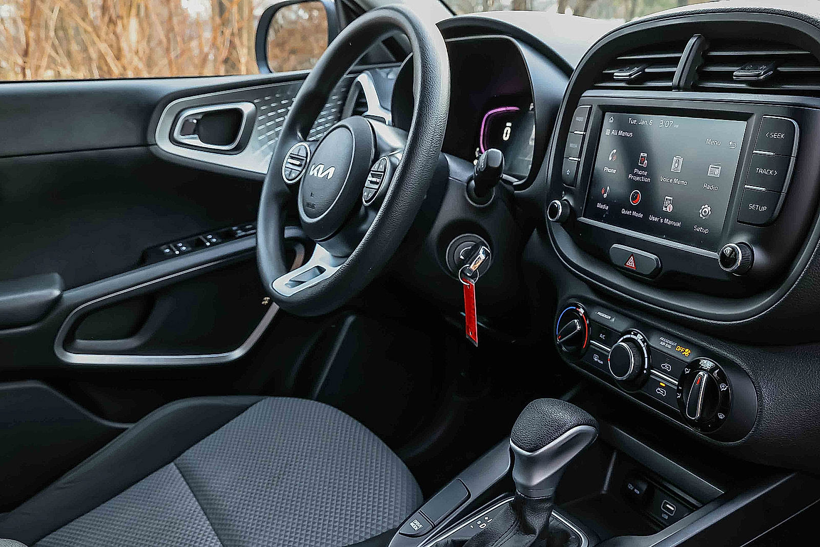 Certified 2023 Kia Soul LX w/ LX Technology Package image 25