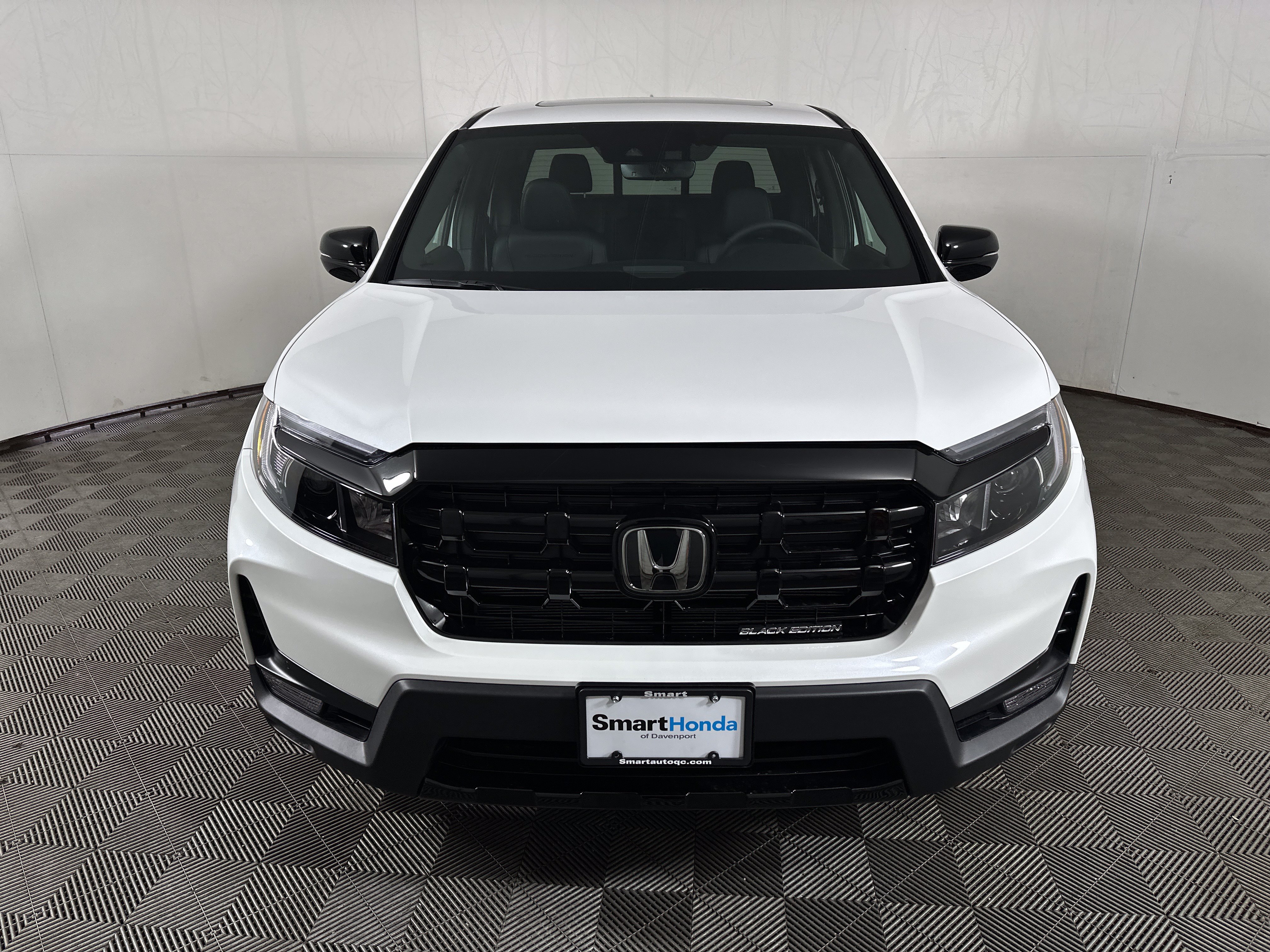 New 2026 Honda Ridgeline Black Edition image 2