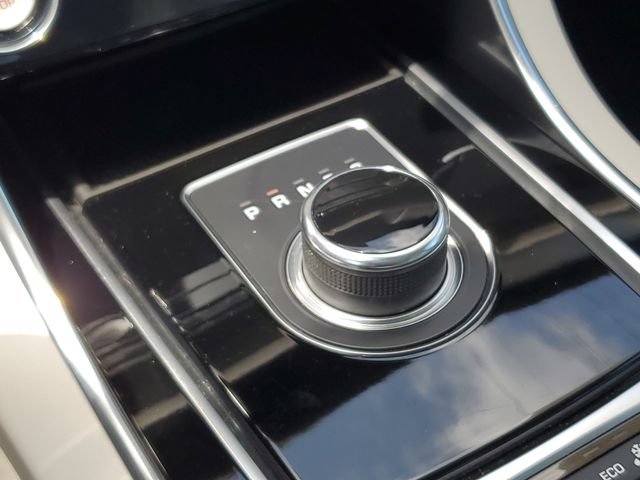 Used 2020 Jaguar XF Prestige AWD/4WD image 29