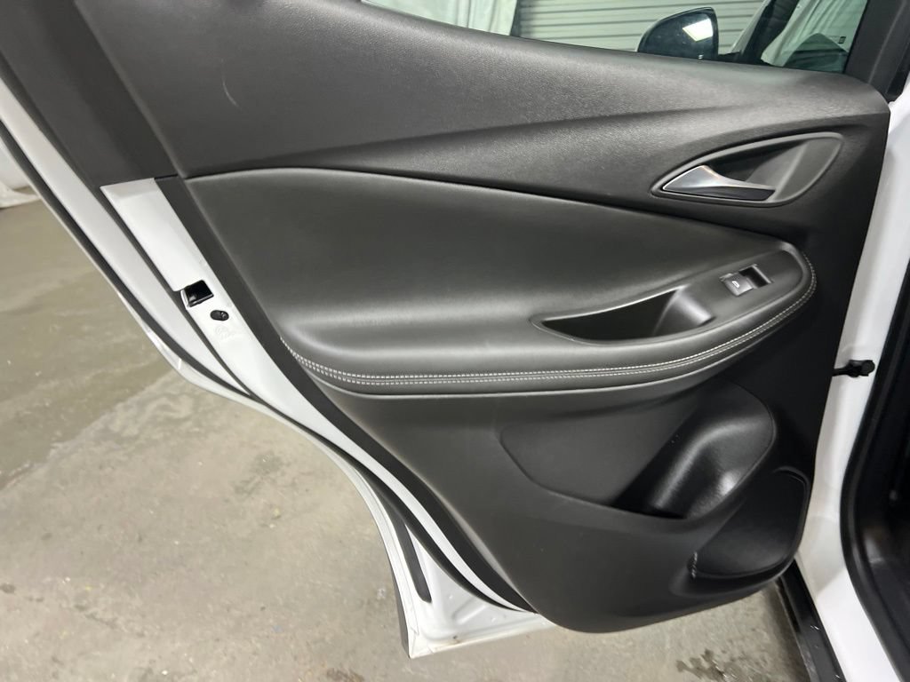 Used 2025 Buick Encore GX Preferred FWD image 15