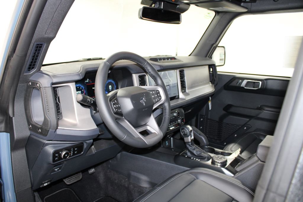 New 2025 Ford Bronco Outer Banks w/ Sasquatch Package image 23