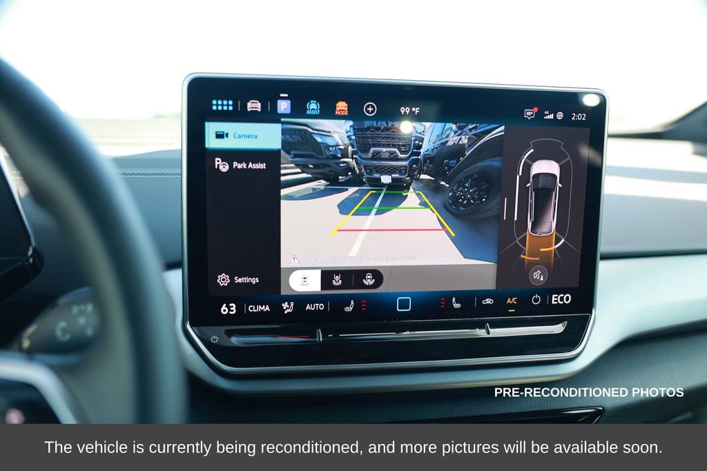 Used 2024 Volkswagen ID.4 Pro image 17