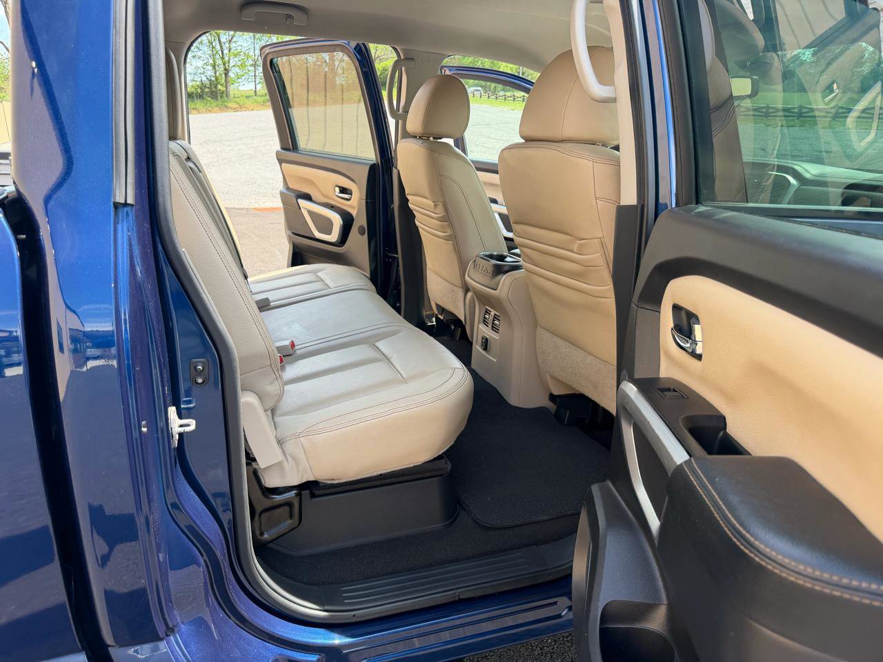 Used 2016 Nissan Titan SL AWD/4WD image 12