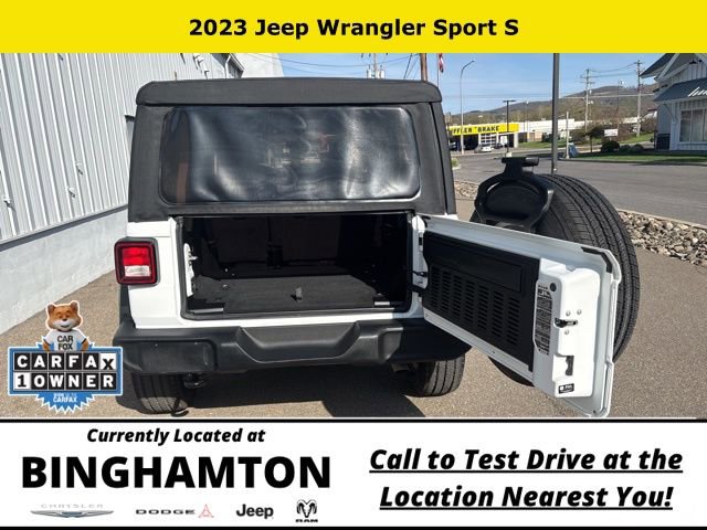 Used 2023 Jeep Wrangler Sport S AWD/4WD image 23