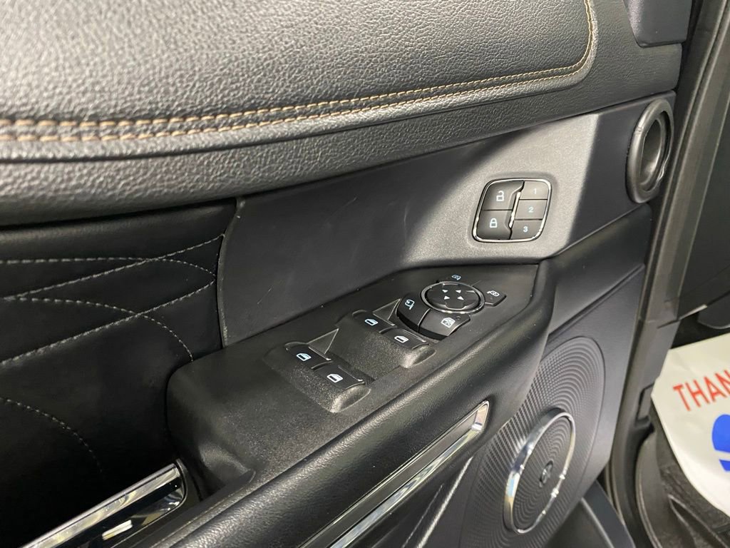 Used 2019 Ford Expedition Max Platinum image 33