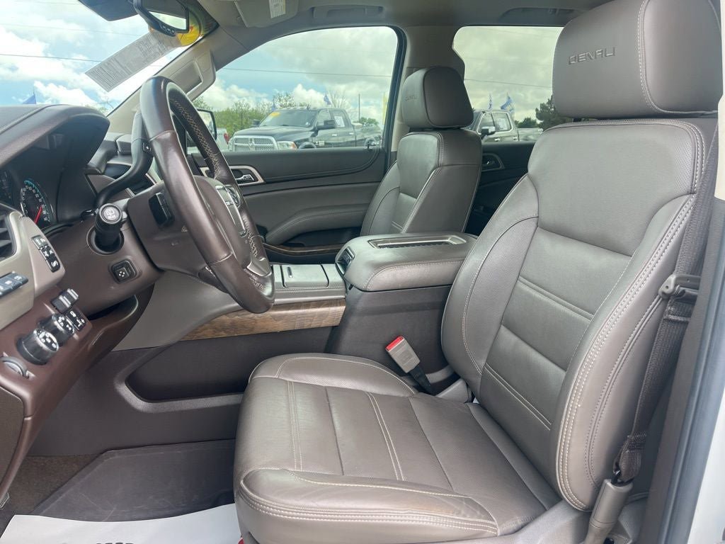 Used 2019 GMC Yukon Denali w/ Denali Ultimate Package AWD/4WD image 27
