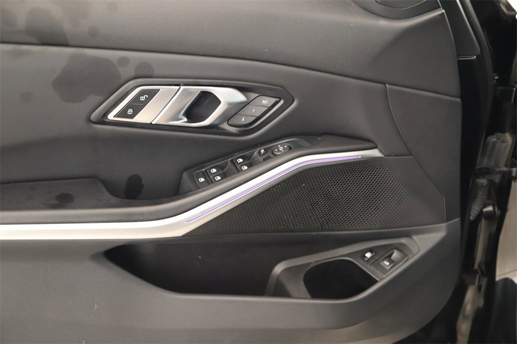 Used 2022 BMW 330e w/ M Sport Package image 23