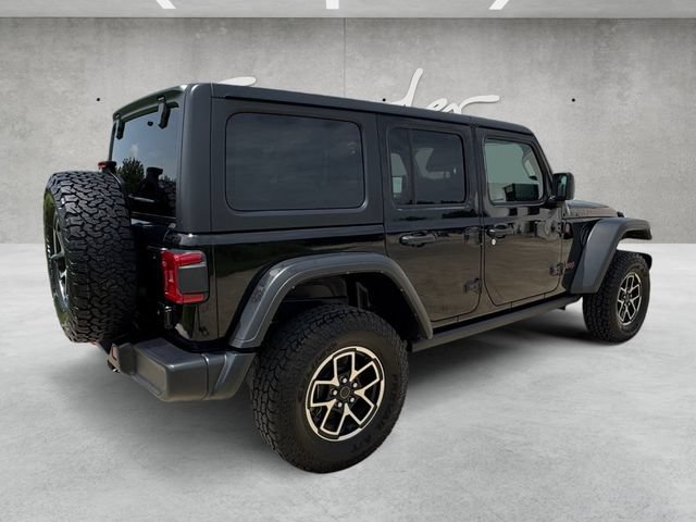 Used 2024 Jeep Wrangler Unlimited Rubicon AWD/4WD image 16