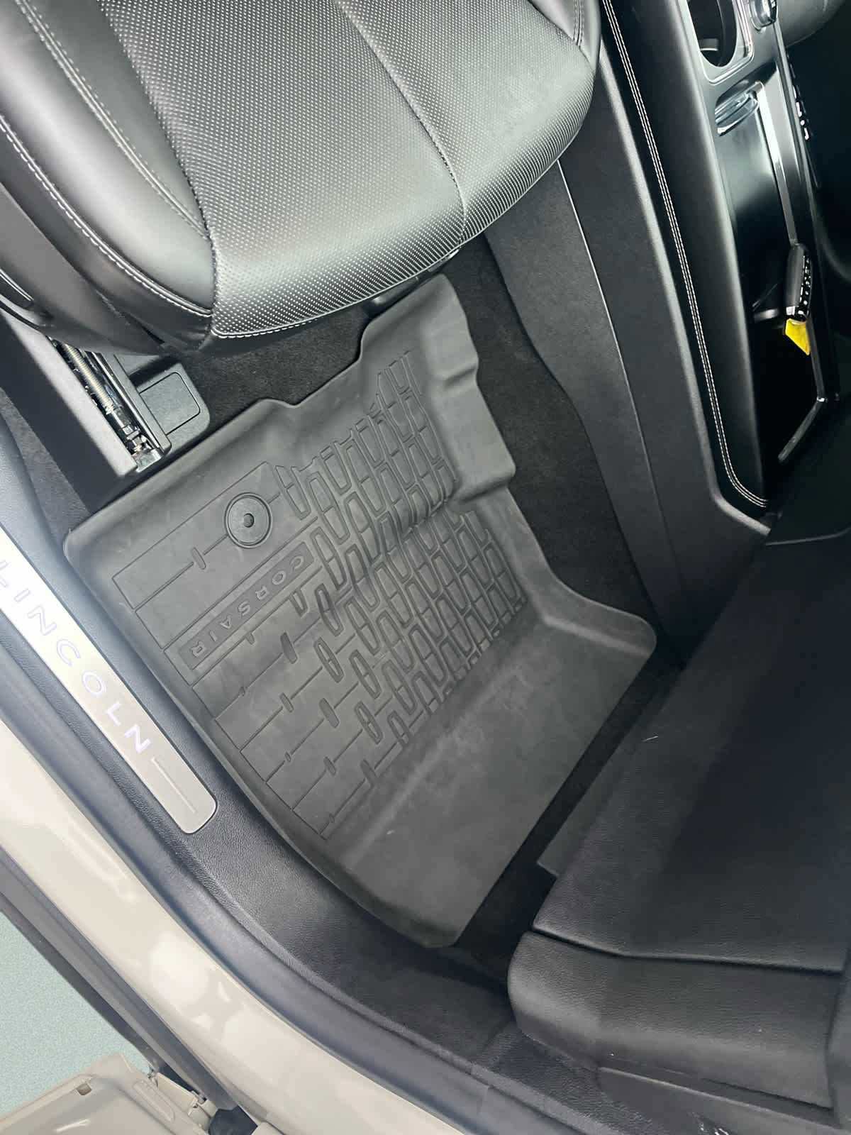 Used 2024 Lincoln Corsair Grand Touring image 14