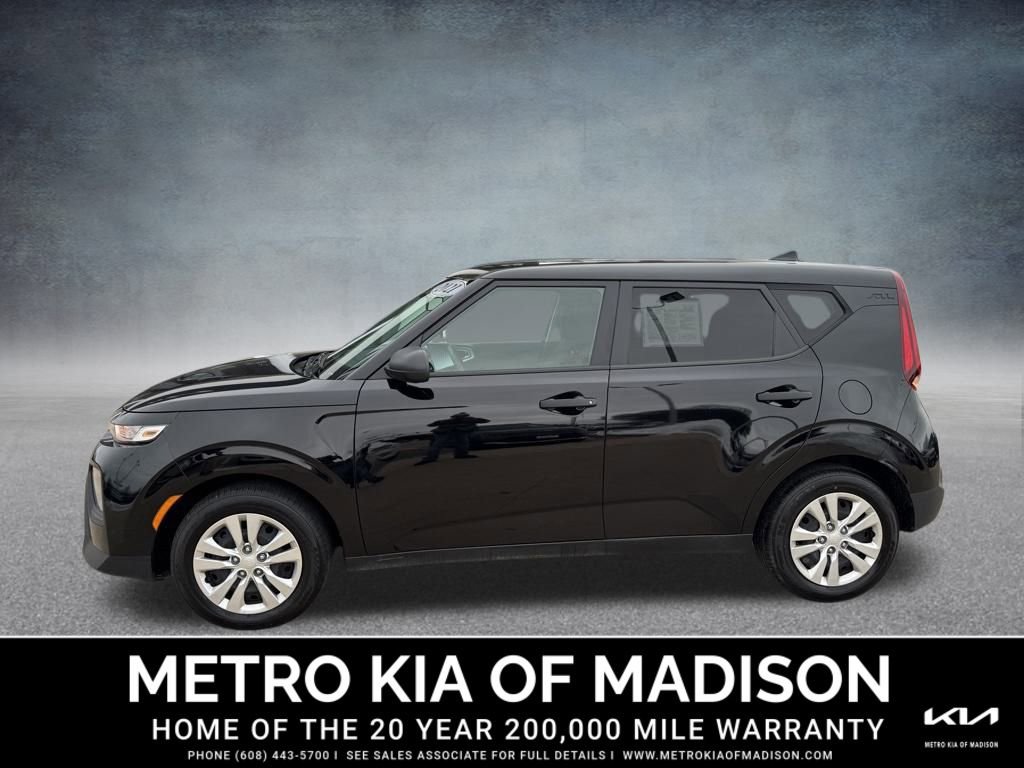 Used 2021 Kia Soul LX image 3