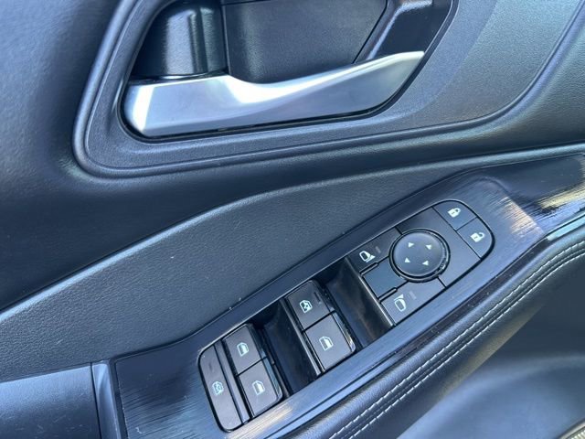 Used 2024 Nissan Rogue SV image 25