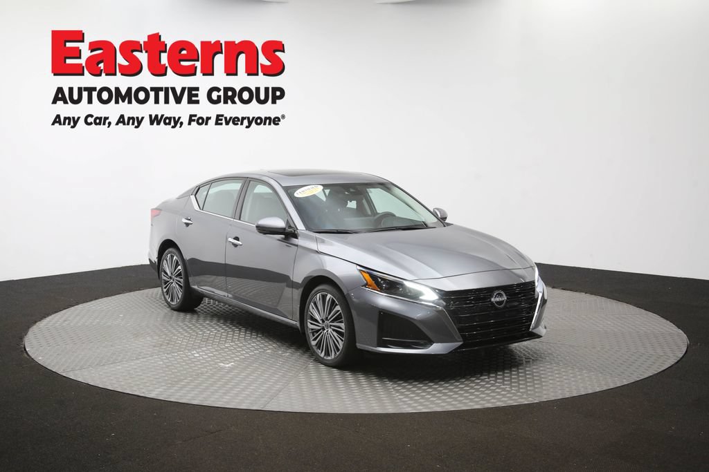 Used 2023 Nissan Altima 2.5 SL AWD/4WD image 42