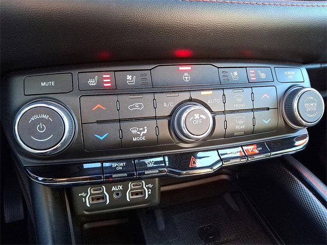 Used 2021 Dodge Durango R/T w/ Blacktop Package image 18