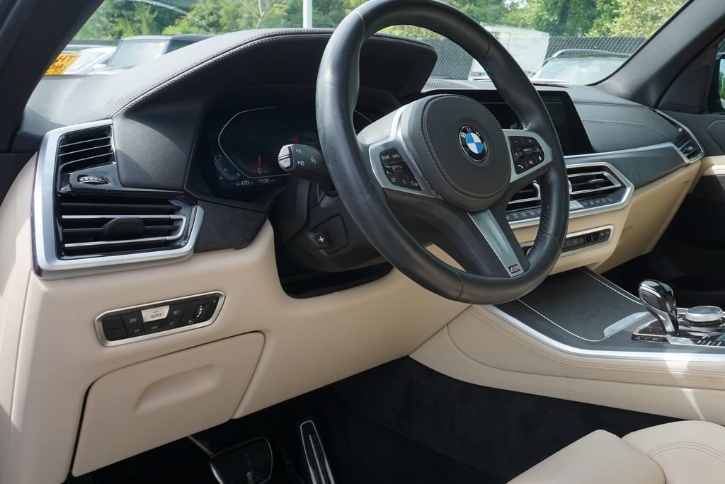 Used 2022 BMW X5 sDrive40i w/ M Sport Package RWD image 13