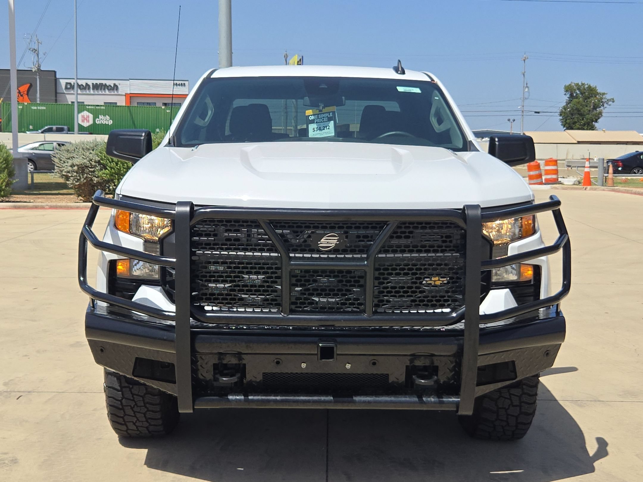 Certified 2025 Chevrolet Silverado 1500 Custom AWD/4WD image 8