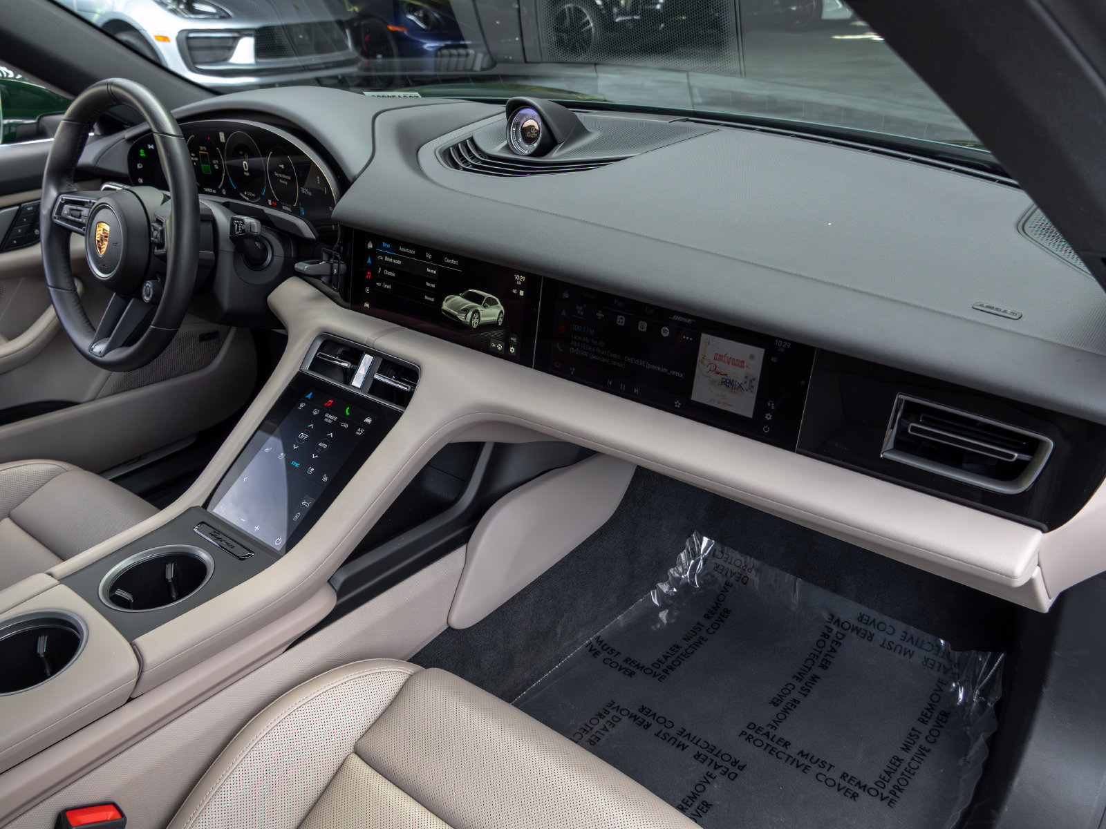 Certified 2025 Porsche Taycan 4S AWD/4WD image 55