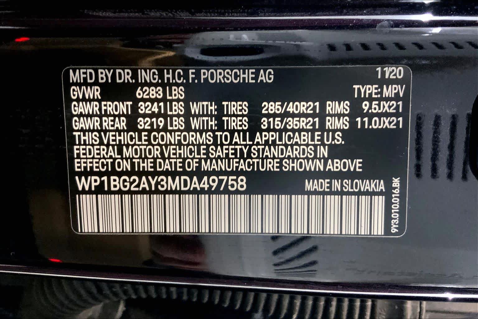 Used 2021 Porsche Cayenne GTS AWD/4WD image 36