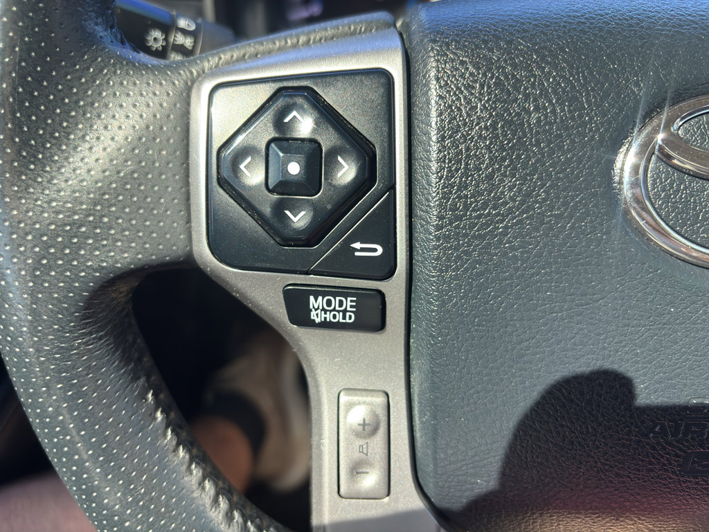 Used 2018 Toyota 4Runner SR5 image 20