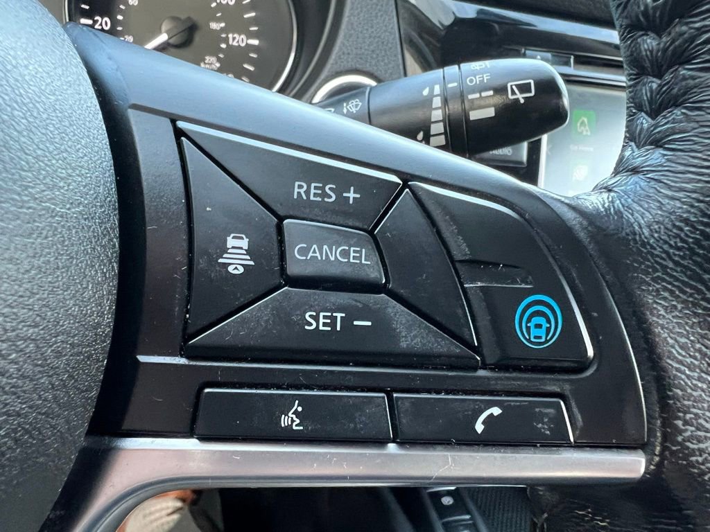 Used 2019 Nissan Rogue SV w/ Premium Package image 45
