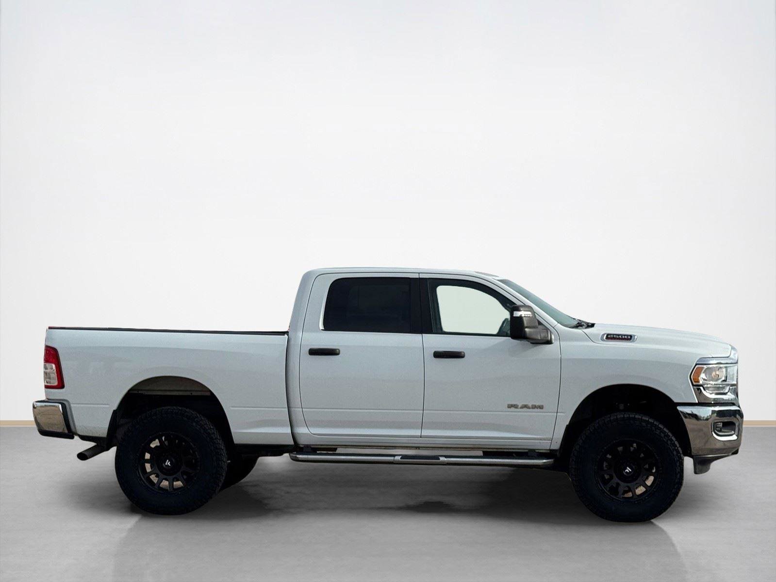 Used 2024 RAM 2500 Big Horn image 9