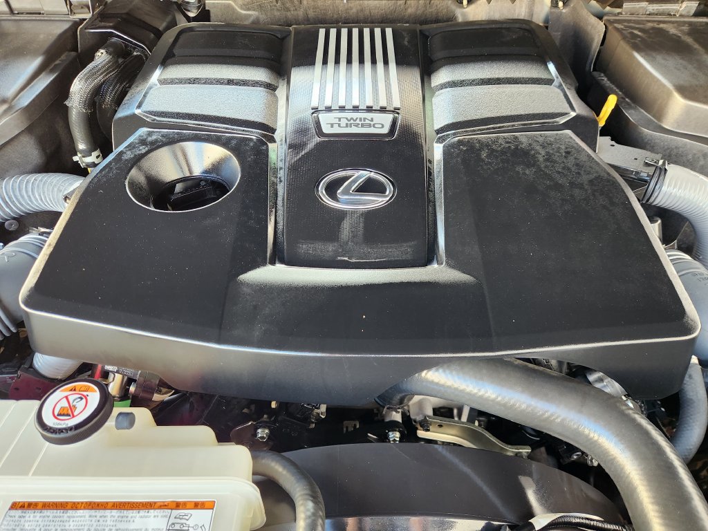Certified 2024 Lexus LX 600 F Sport AWD/4WD image 33