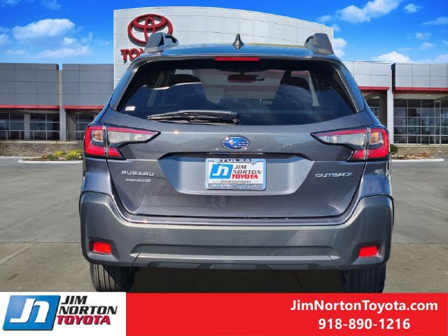 Used 2024 Subaru Outback Premium AWD/4WD image 6