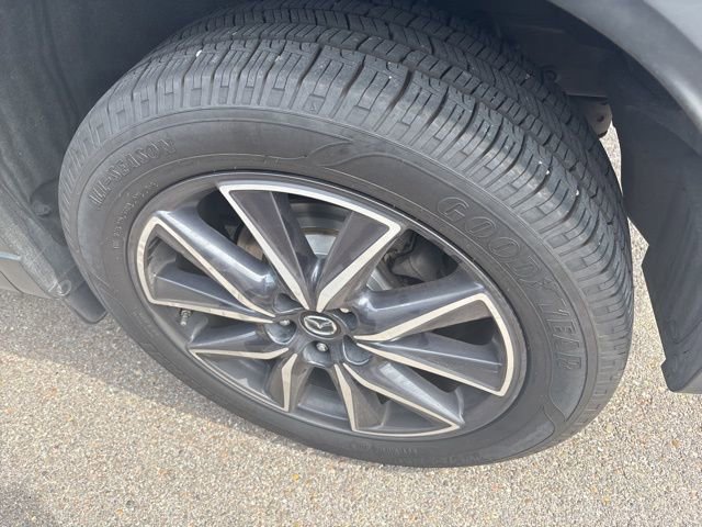 Used 2018 MAZDA CX-5 Touring w/ Preferred Equipment Package image 16