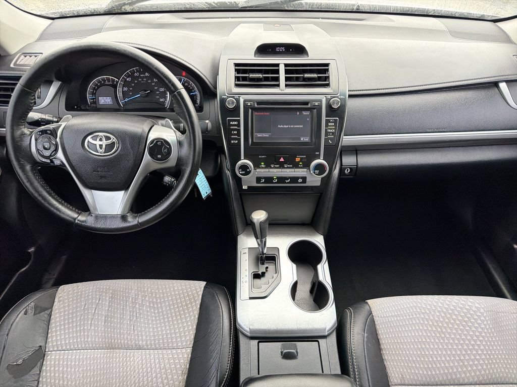 Used 2014 Toyota Camry SE FWD image 14