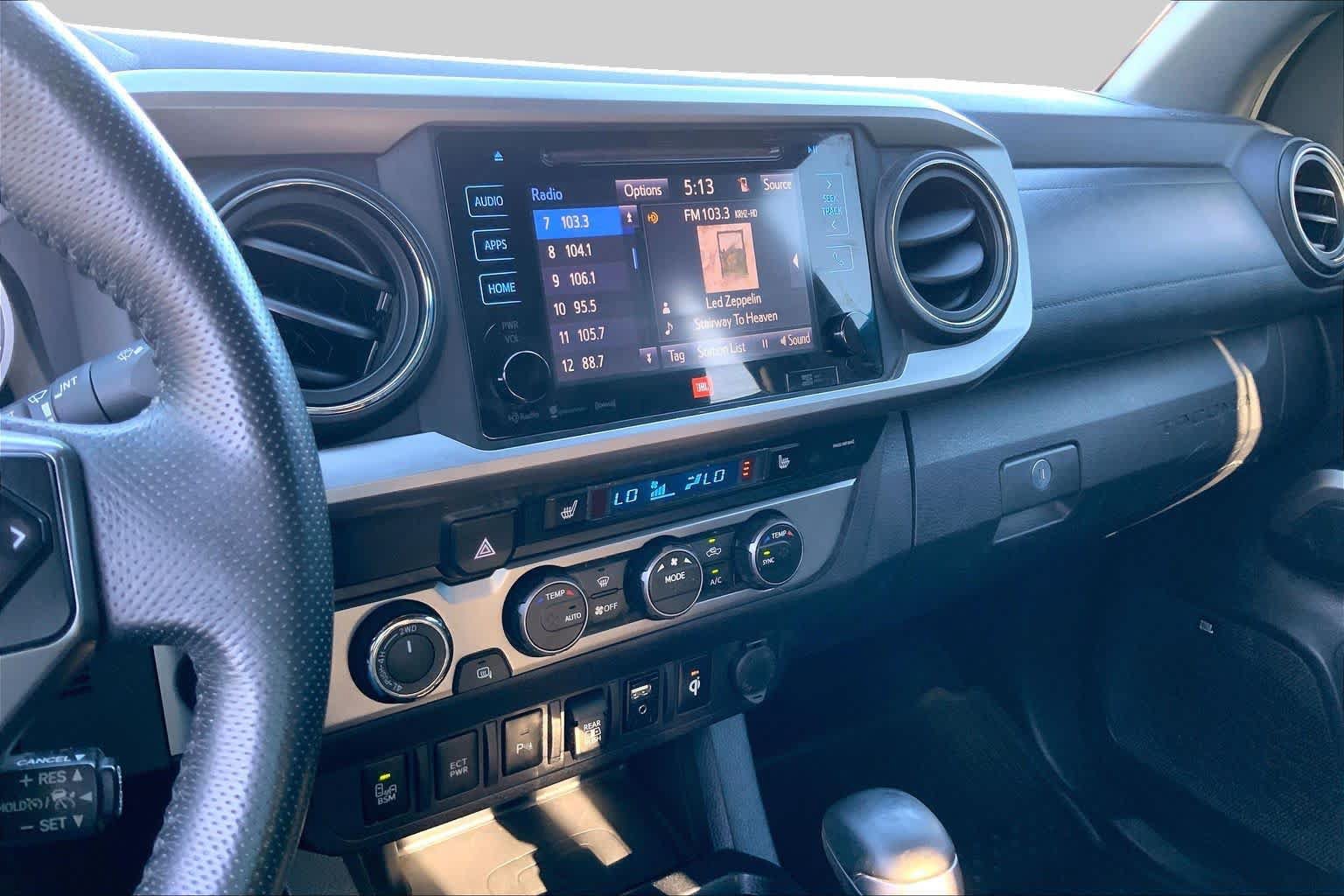 Used 2019 Toyota Tacoma Limited AWD/4WD image 7
