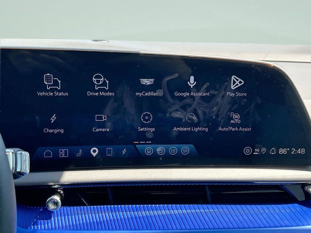 Used 2026 Cadillac Optiq Luxury 1 image 27