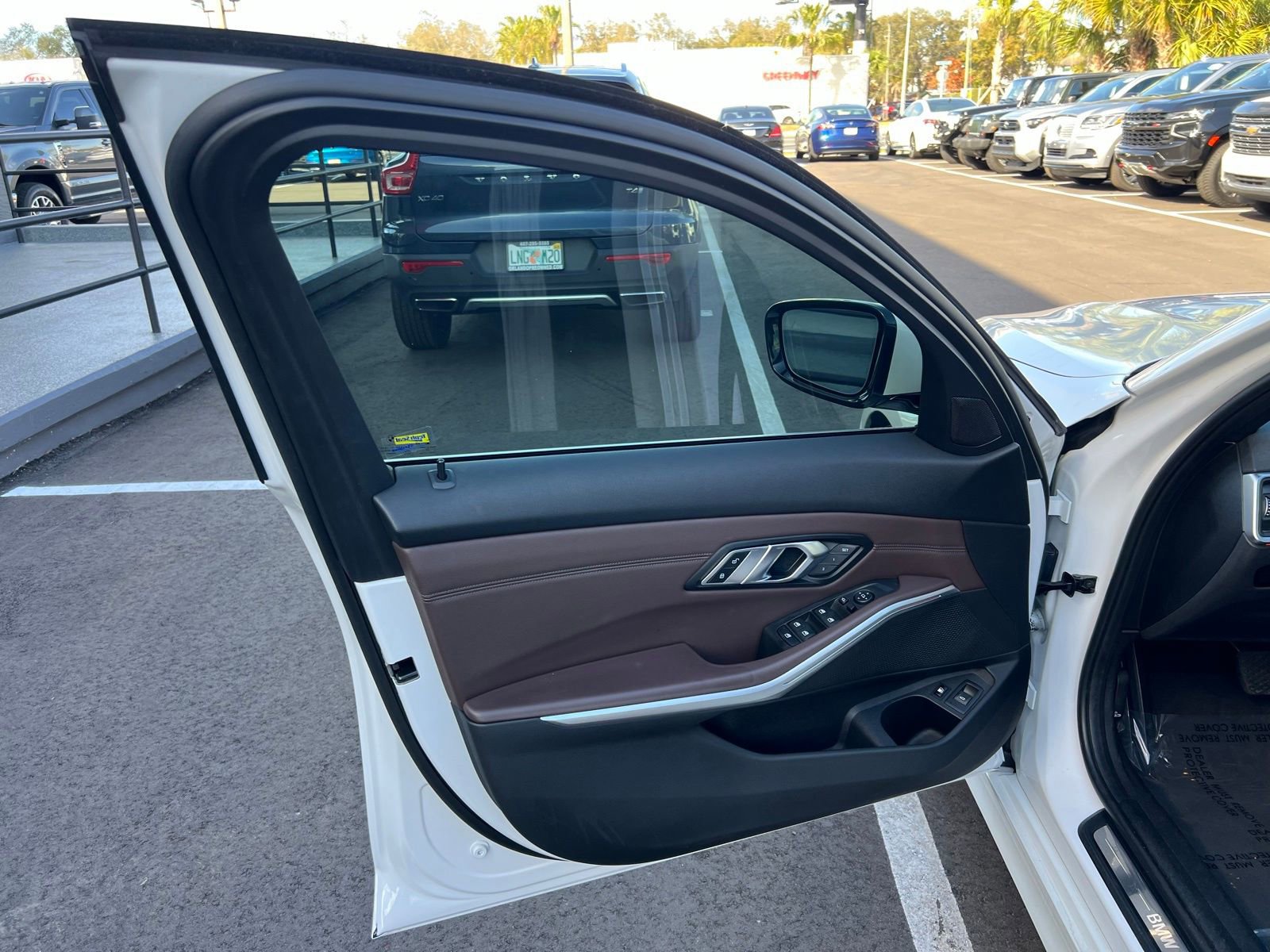 Used 2021 BMW 330e w/ Premium Package image 23